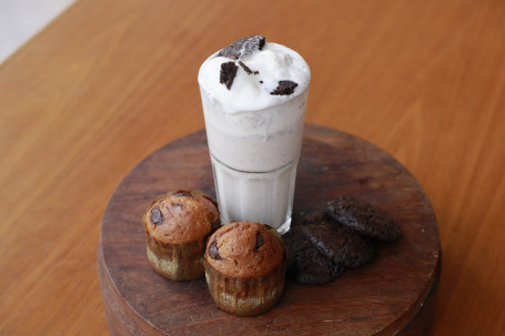 Oreo Muffin Milkshake