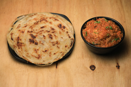 2 Parotta With Chicken Chukka