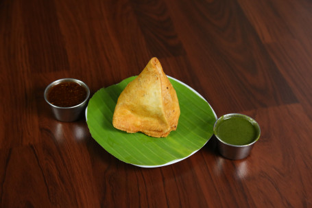 Aloo Samosa 1.Piece