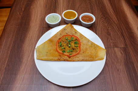 Vada Curry Roast Dosa