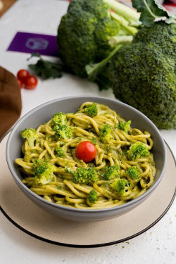 Broccoli Pesto Spaghetti