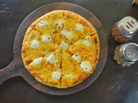 10 Creamy Paneer Pizza