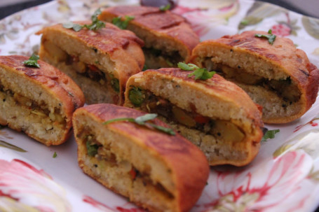 Paneer Stuff Fry Idli