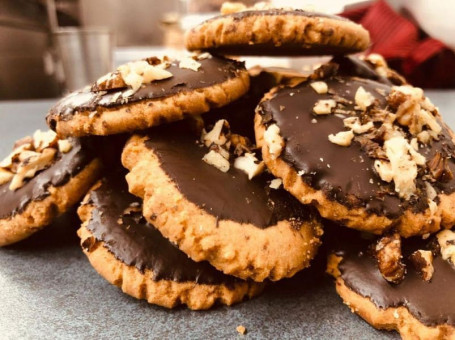 Chocolate Walnut Malt Cookie