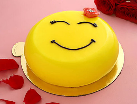 Eggless Happy Emoji Cake