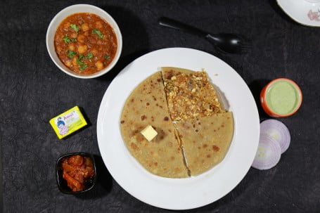 Paneer Pyaaz Paratha Meal[Served With Chole, Raita Pickle.