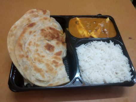 Kadhai Paneer With 2 Lacchedar Paratha Rice