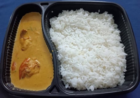Coconut Prawn Curry With Rice