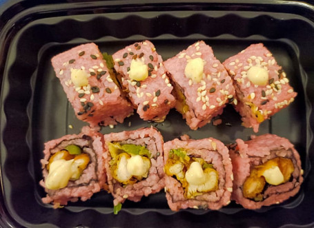 Chicken Chili Sushi In Pink (Uramaki) (8 Pieces)