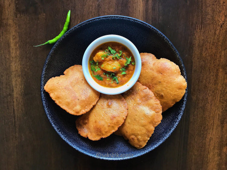 Bedmi Poori (4 Pcs)