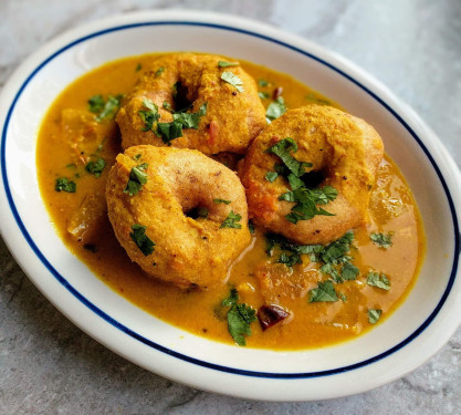 Vada Sambar (4 Pcs)