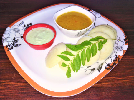 Idli Sambar (6) With Coconut Chutney