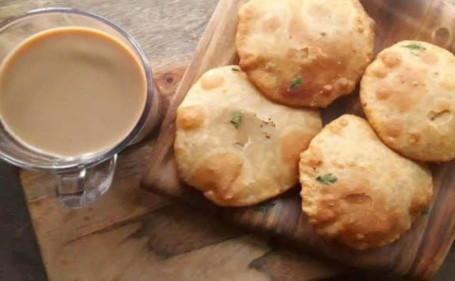 Tea Kachori [Serves 4]