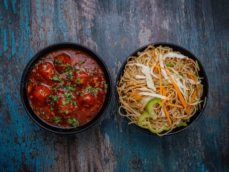 Veg Noodles Paneer Chilli Ou Veg Manchurian Ou Paneer Manchurian