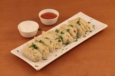 Special Steam Lemon Chicken Momos 8 Pcs Served With Red Spicy