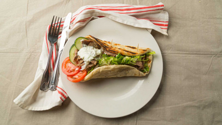 Sanduíche Gyro De Cordeiro E Carne