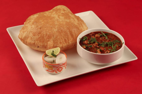 Chola Bhatura Refined (2 Pcs)