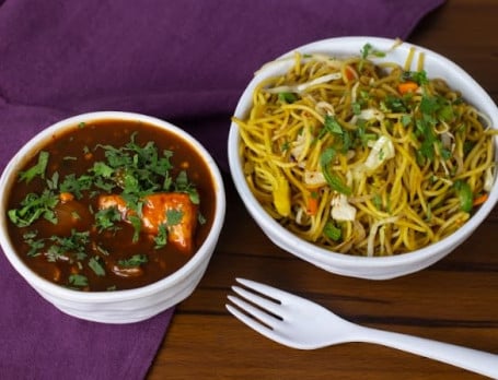 Veg Chowmein Chilli Paneer [4 Pc.