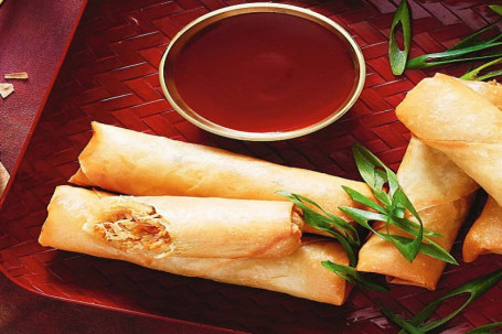 Veggie Spring Roll (Get Free Ice Lemon Tea)