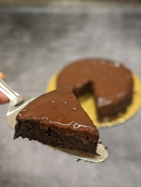Rich Chocolate Pastry (1 Pc)