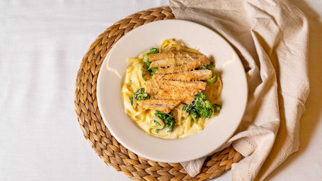 Fettuccine De Frango Com Brócolis