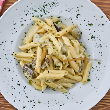 White Mayonnaise Pasta Mouthwatering Flavour