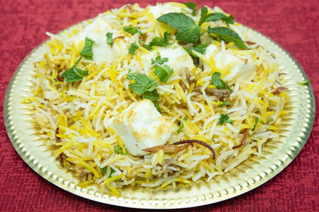 Awadhi Veg With Paneer Dum Biryani