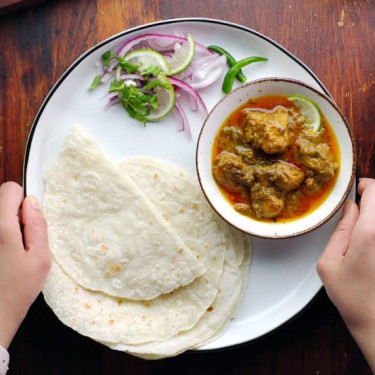 2 Chicken Curry Roti Paratha Salad