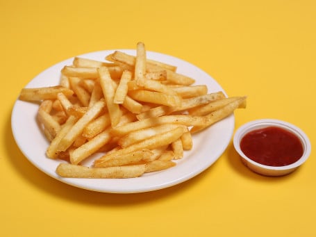 French Fries (Served With Sauces And Dips)