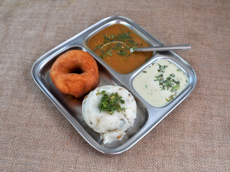 Idli (1 Pc) Upma