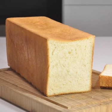 Bread Jumbo (1.6Kg)