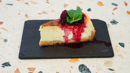 Cheesecake, Salsa De Frutos Rojos