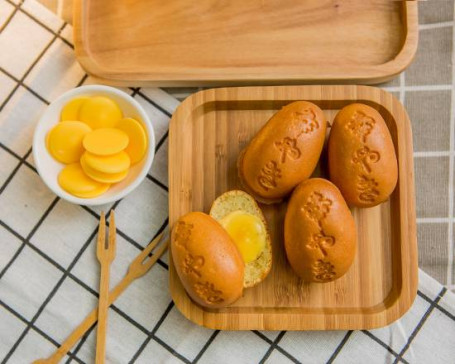 青檸巧克力雞蛋糕 Egg Pancakes With Stuffed Lemon