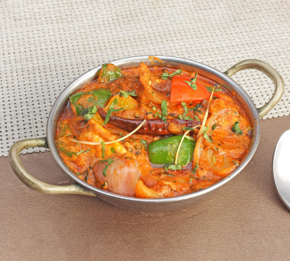 Paneer Chatpata Butter Masala