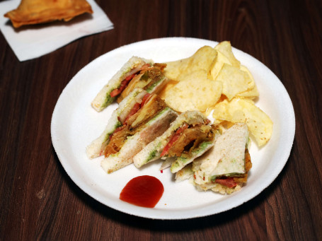 Veg Samosa Sandwich With Waffer