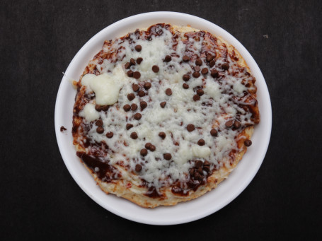 Chocolate N Cheese Pizza (Medium) 6