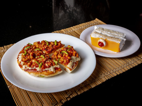 Chilli Paneer Pizza Orange Pastry