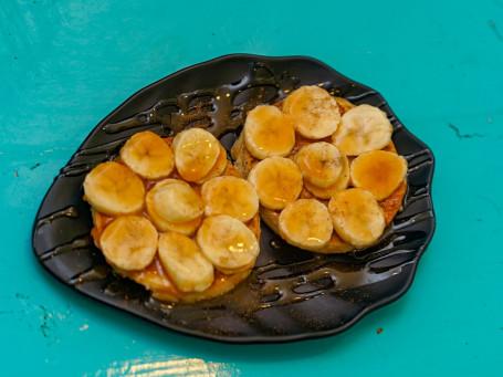 Fresh Banana In Caramel Sauce Pancake