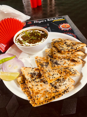 Cheese Capsicum Kulcha