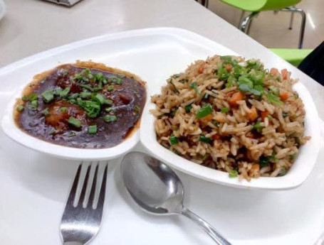Chinese Bhel+ Manchurian Gravy
