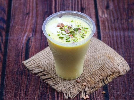 Faryali Kesar Lassi