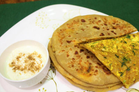 Sev Paneer Paratha