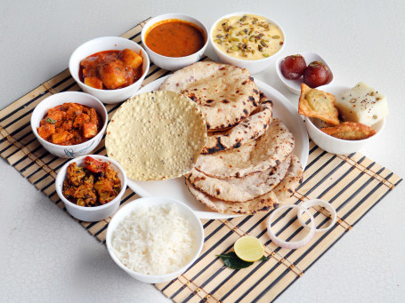 Maharaja Box (8 Roti 3 Veg 2 Sweet 1 Dal Rice 2 Starter (Chef Spl) Papad Salad)