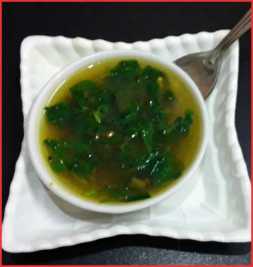 Methi Soup (Sopa De Folhas De Feno-Grego)