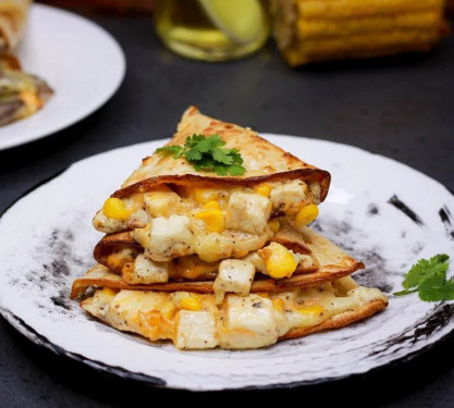 Cheese Paneer Corn Pizza