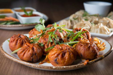 Momos For The King Queen (20 Pcs)