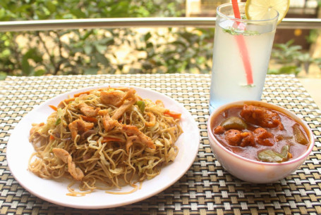 Chicken Chowmein Chilly Chicken Gravy