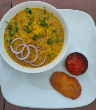 Khichdi With Bilahi Tok+ Pickle