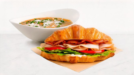 Combinação De Sopa De Sanduíche Croissant