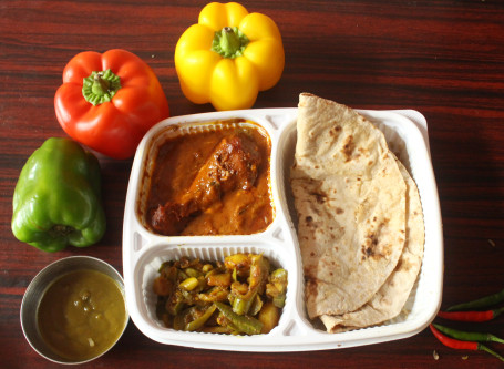 Butter Roti With Chicken Curry